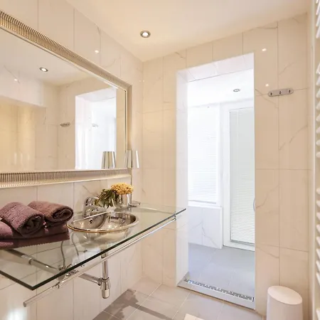 Arta Pensionat Drage